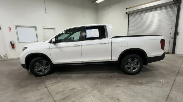 Certified Used 2023 Platinum White Pearl Honda RTL image 8