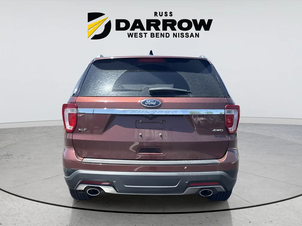 Used 2018 Red Ford XLT image 4