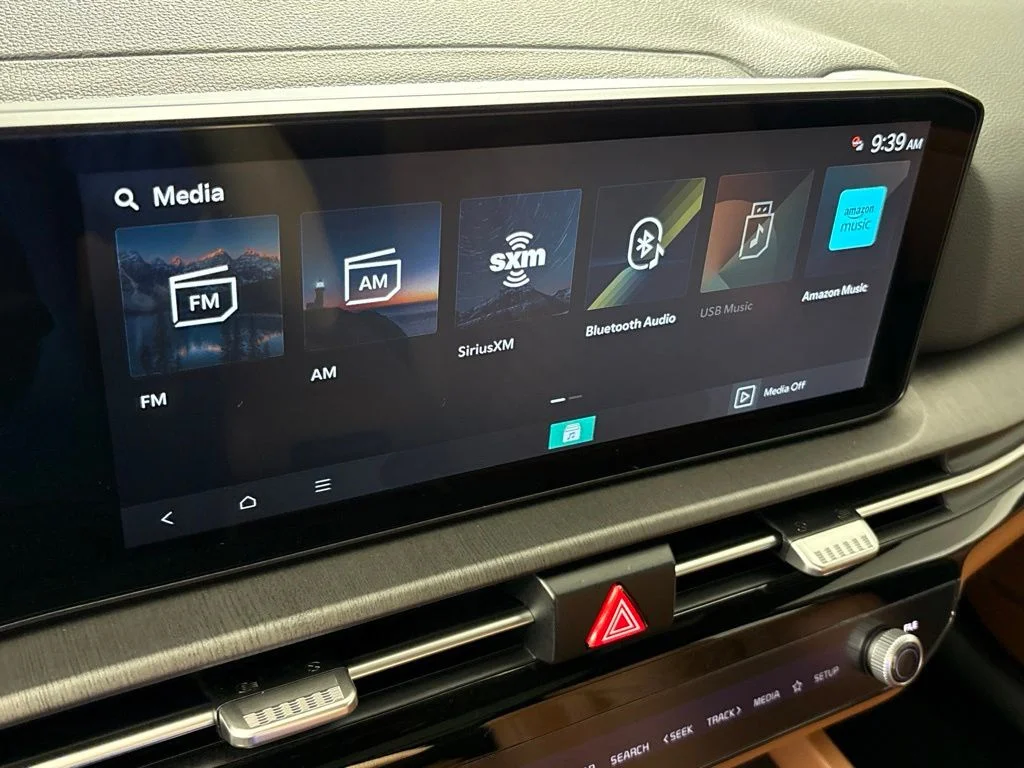 New 2027 Black Kia X-Line image 32