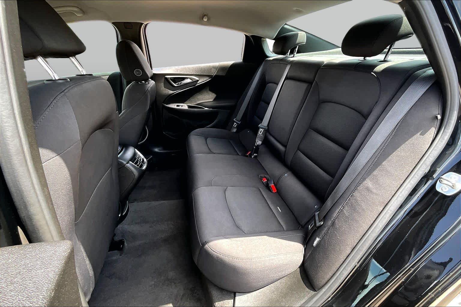 Used 2024 Mosaic Black Metallic Chevrolet LT image 21