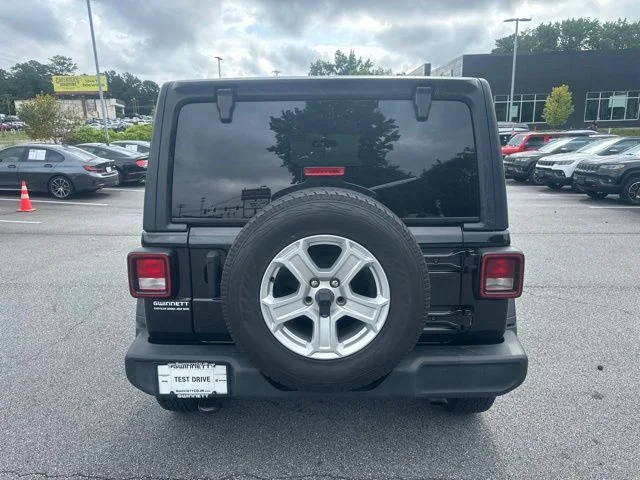 Used 2021 Black Jeep Unlimited Sport S image 4