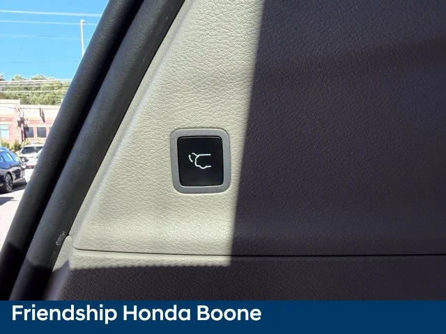 Used 2022 White Chrysler Touring L image 36