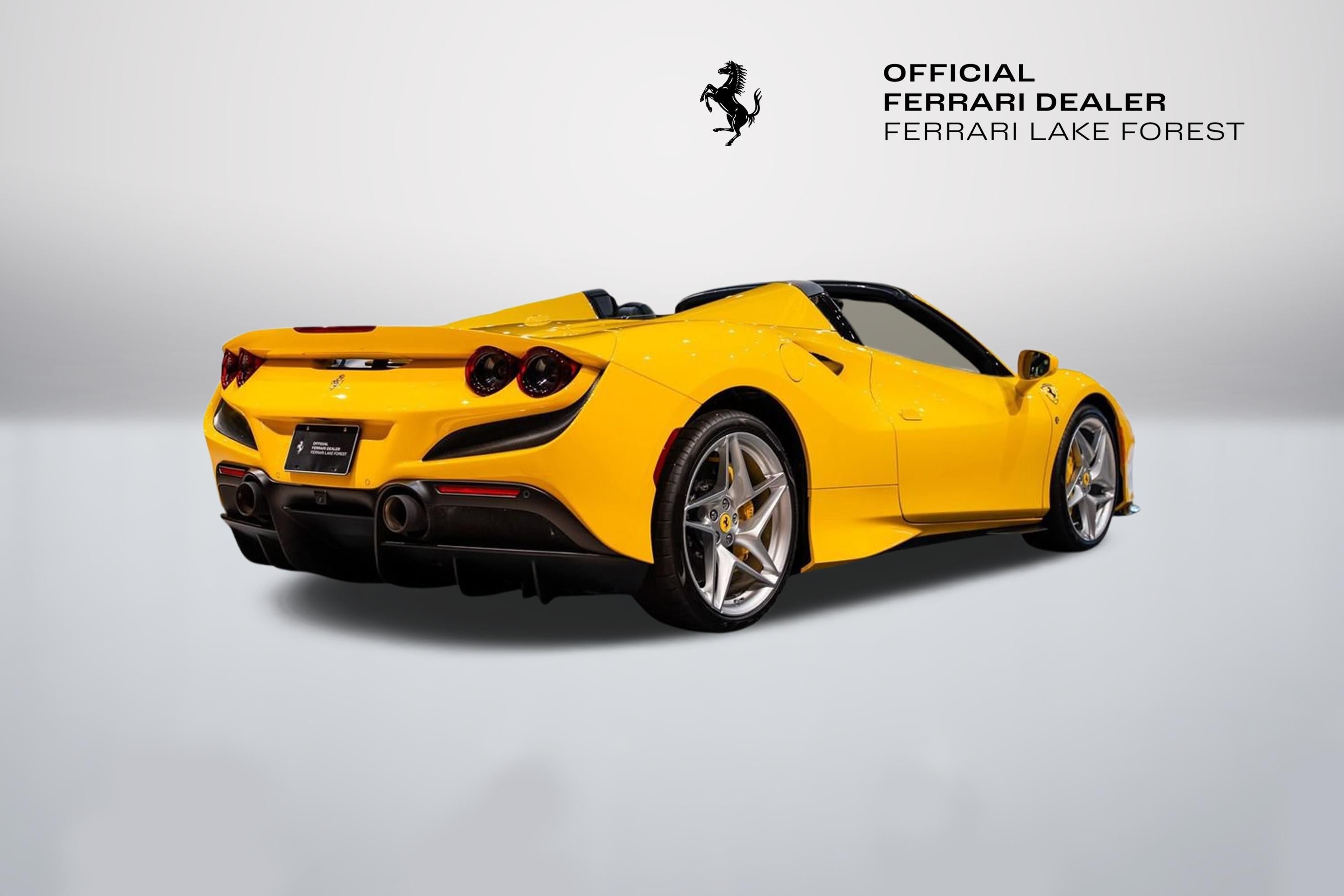 Used 2021 Giallo Modena Ferrari Base image 10