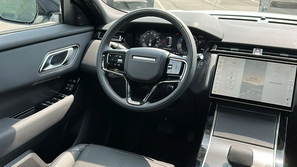 Used 2026 White Land Rover S image 25