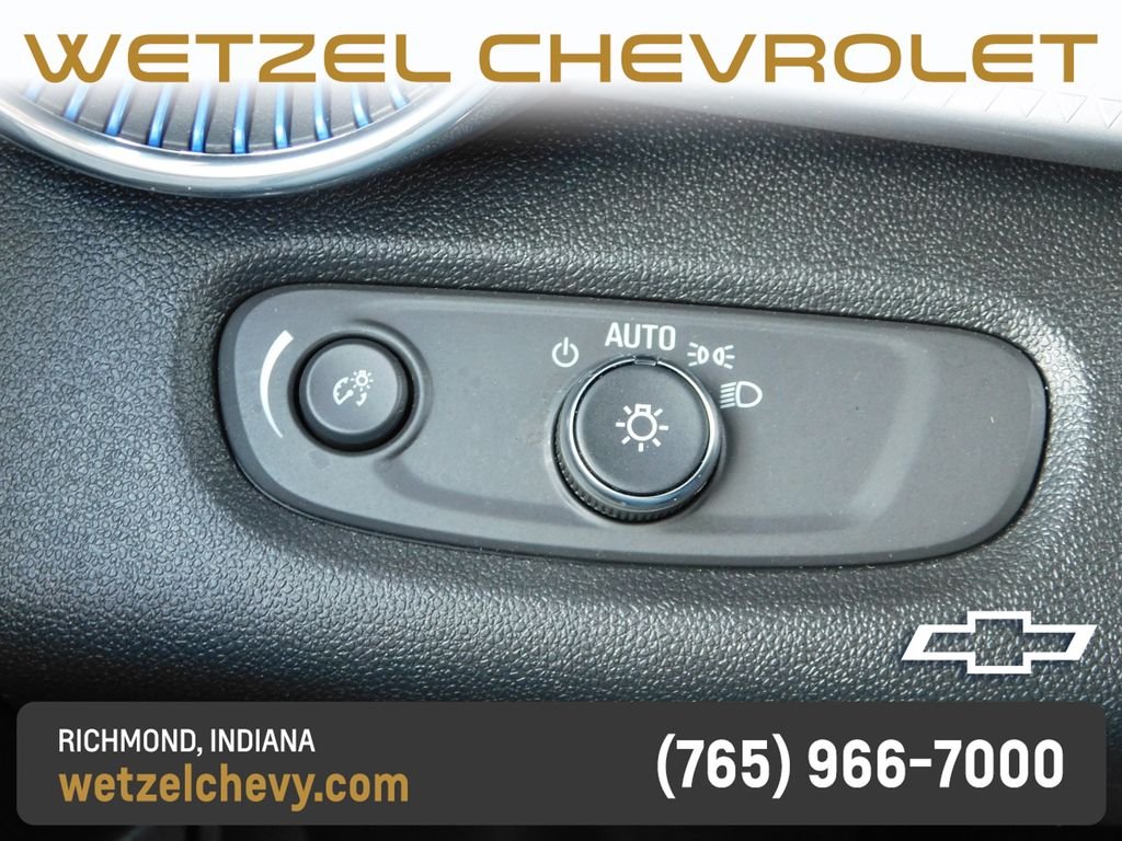 Used 2025 Red Chevrolet LT image 26