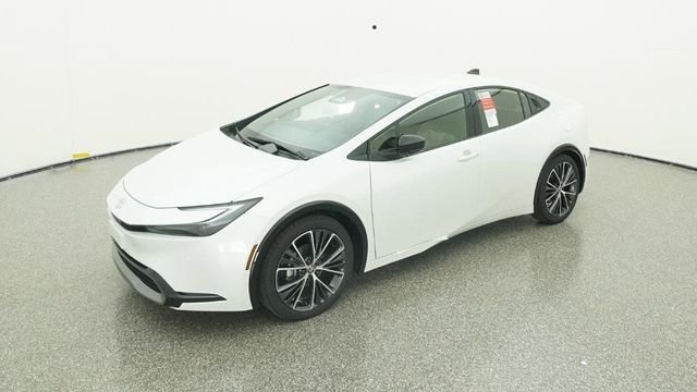 2026 Toyota Prius XLE FWD's photo