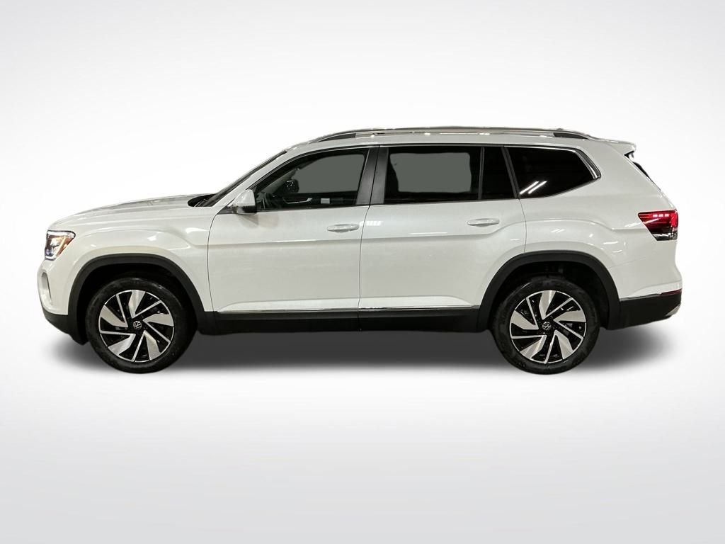 New 2026 White/off-white Volkswagen 2.0T SEL image 2