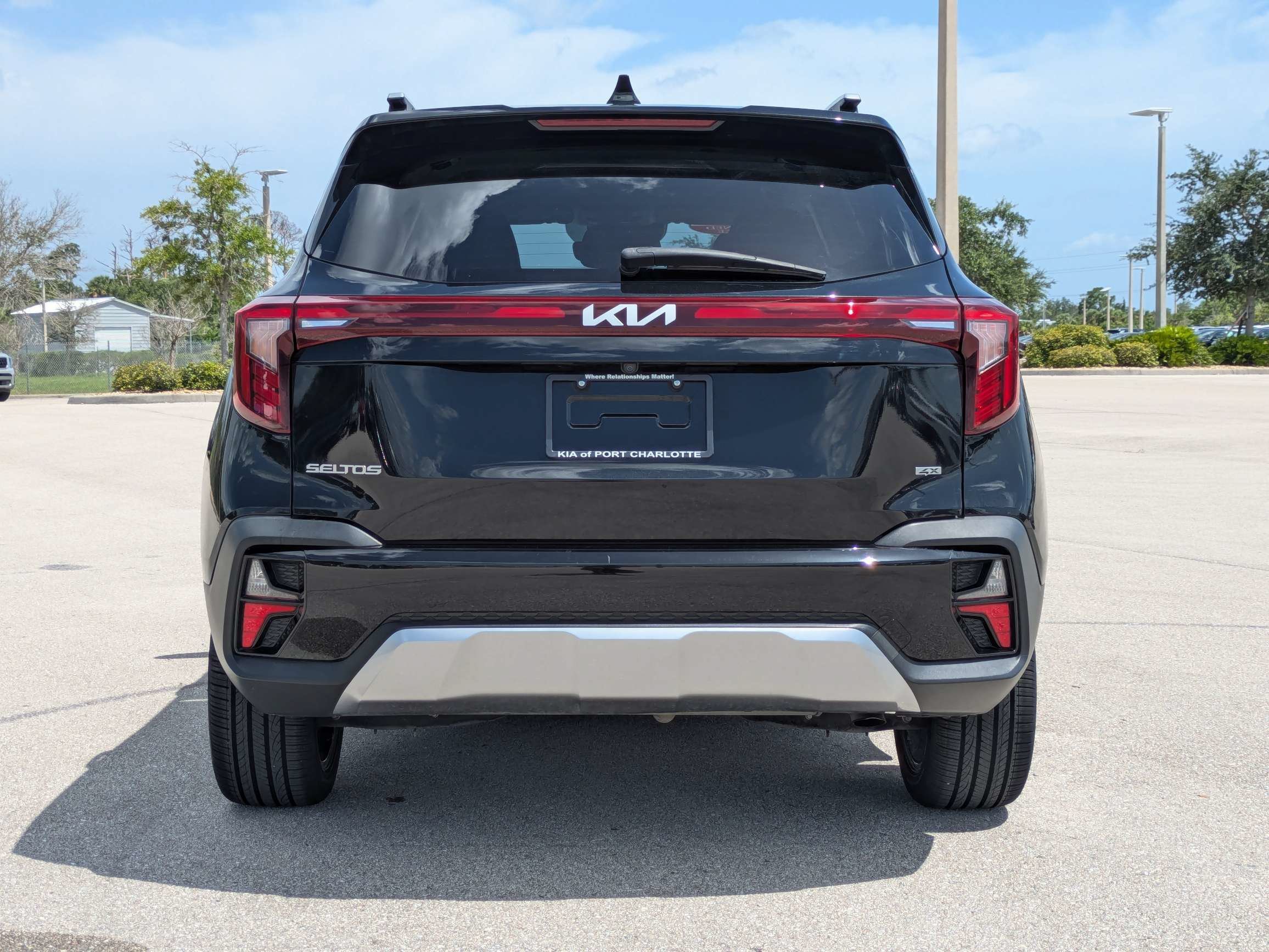 Certified Used 2024 Fusion Black Kia SX image 6