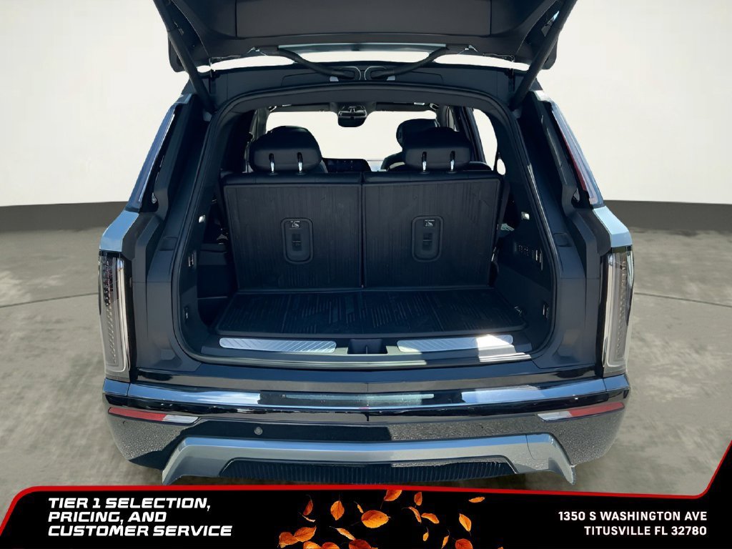 Used 2026 Nimbus Metallic Cadillac Sport image 23