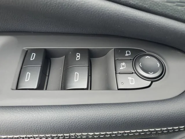 2026 Chevrolet Blazer EV LT - Photo 19