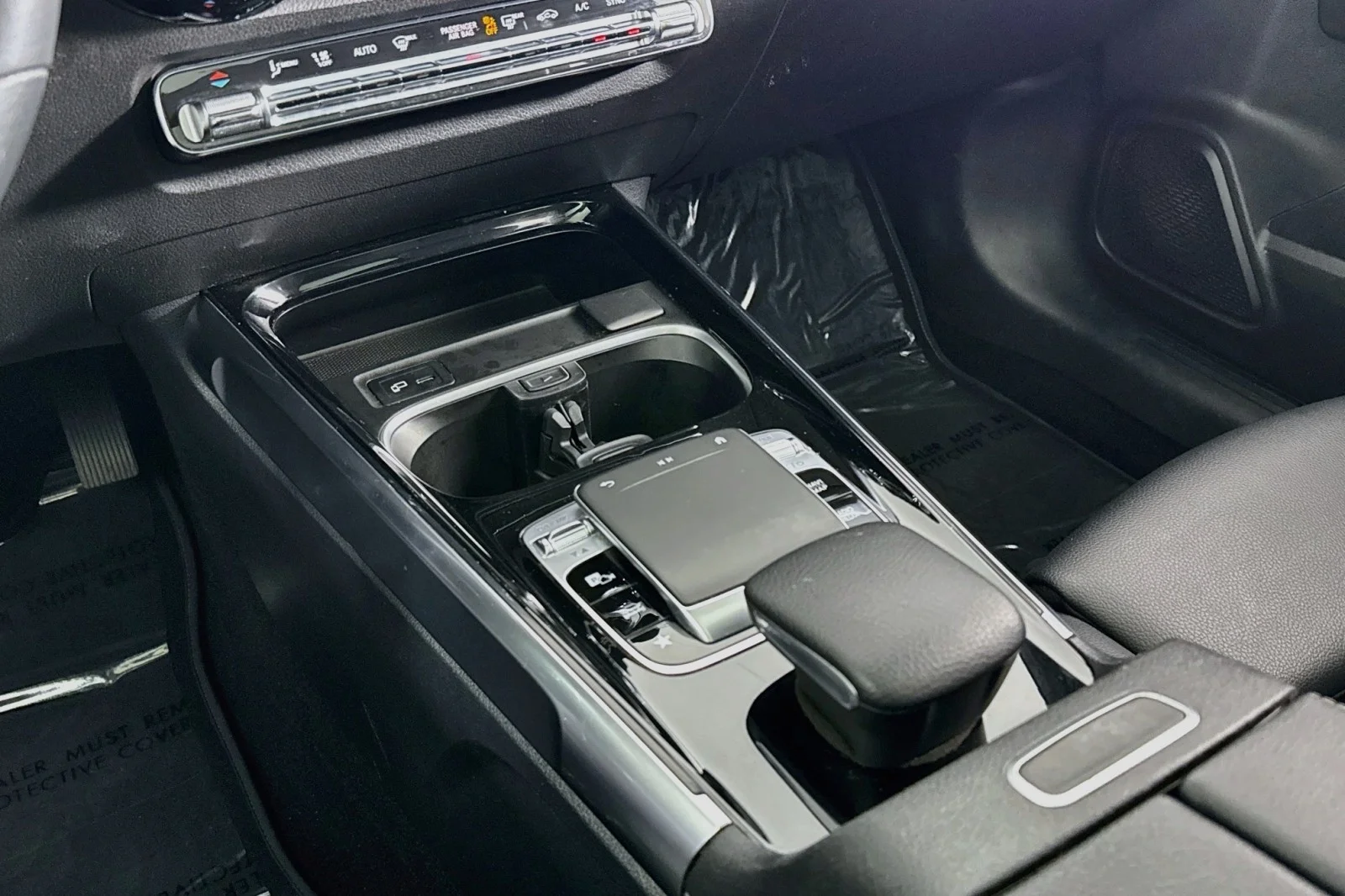 Used 2020 Mountain Grey Metallic Mercedes-Benz 250 image 6