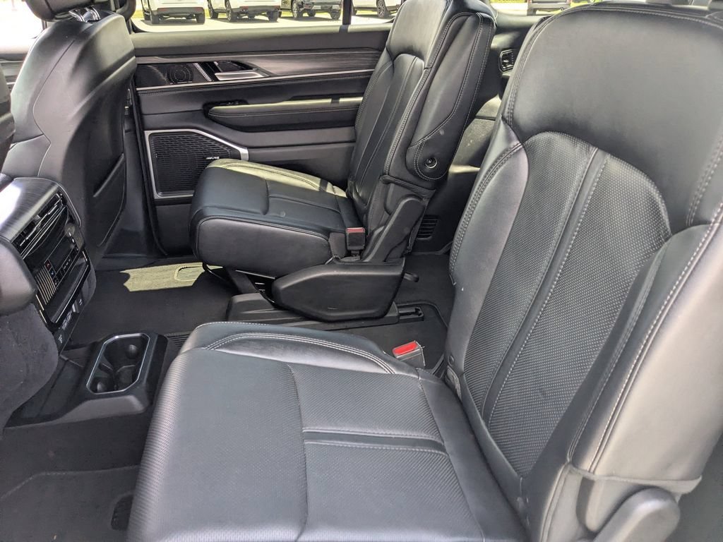 Used 2024 White Jeep Series II image 14