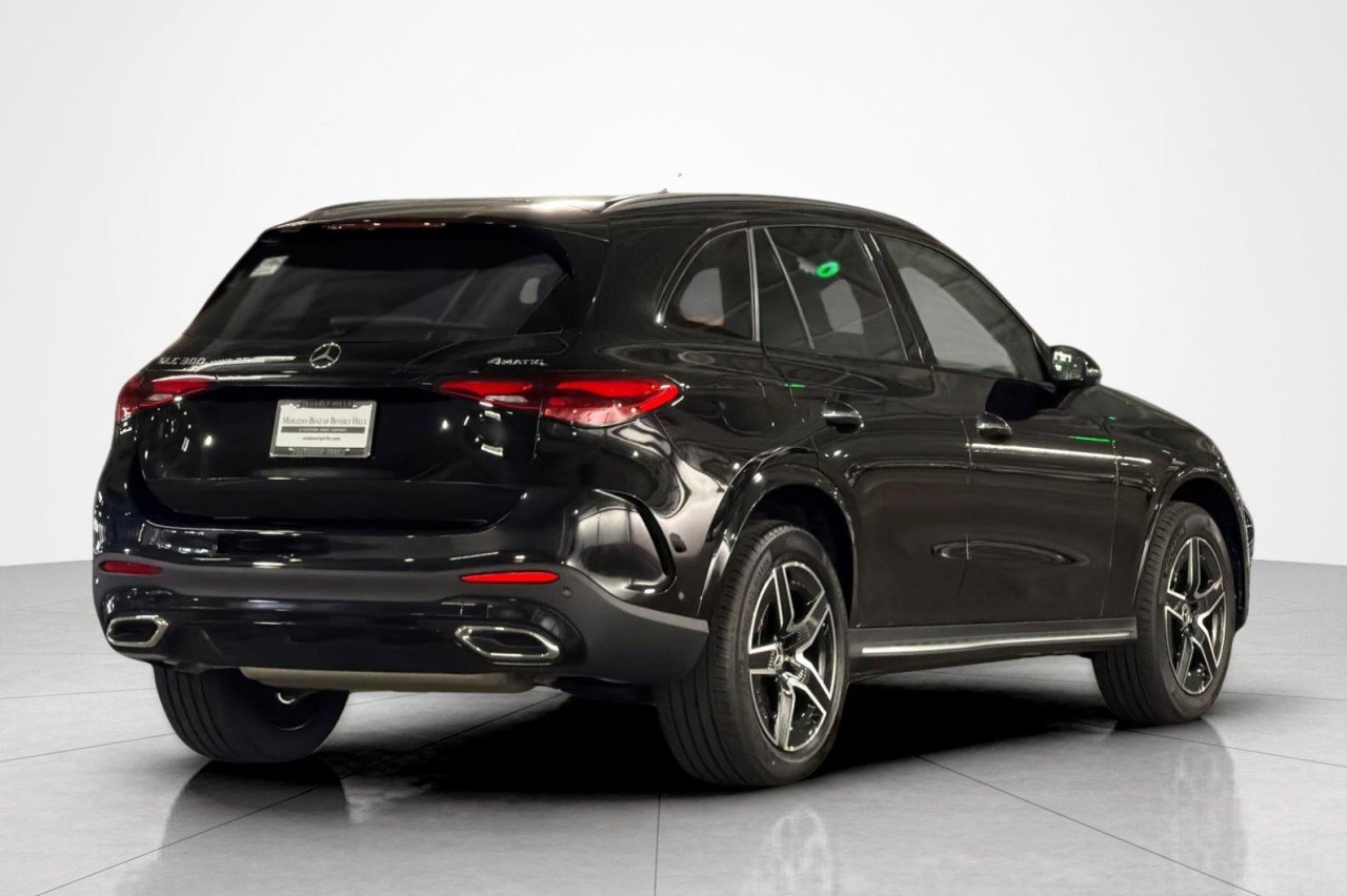 New 2026 Black Mercedes-Benz GLC 300 4MATIC® SUV image 5