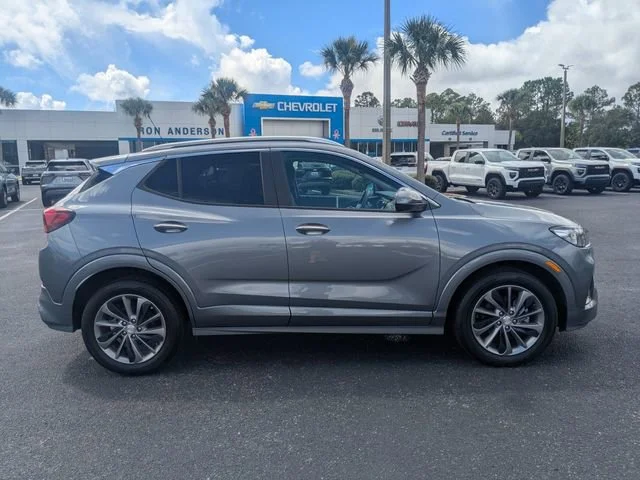 Used 2022 Satin Steel Metallic Buick Select image 2