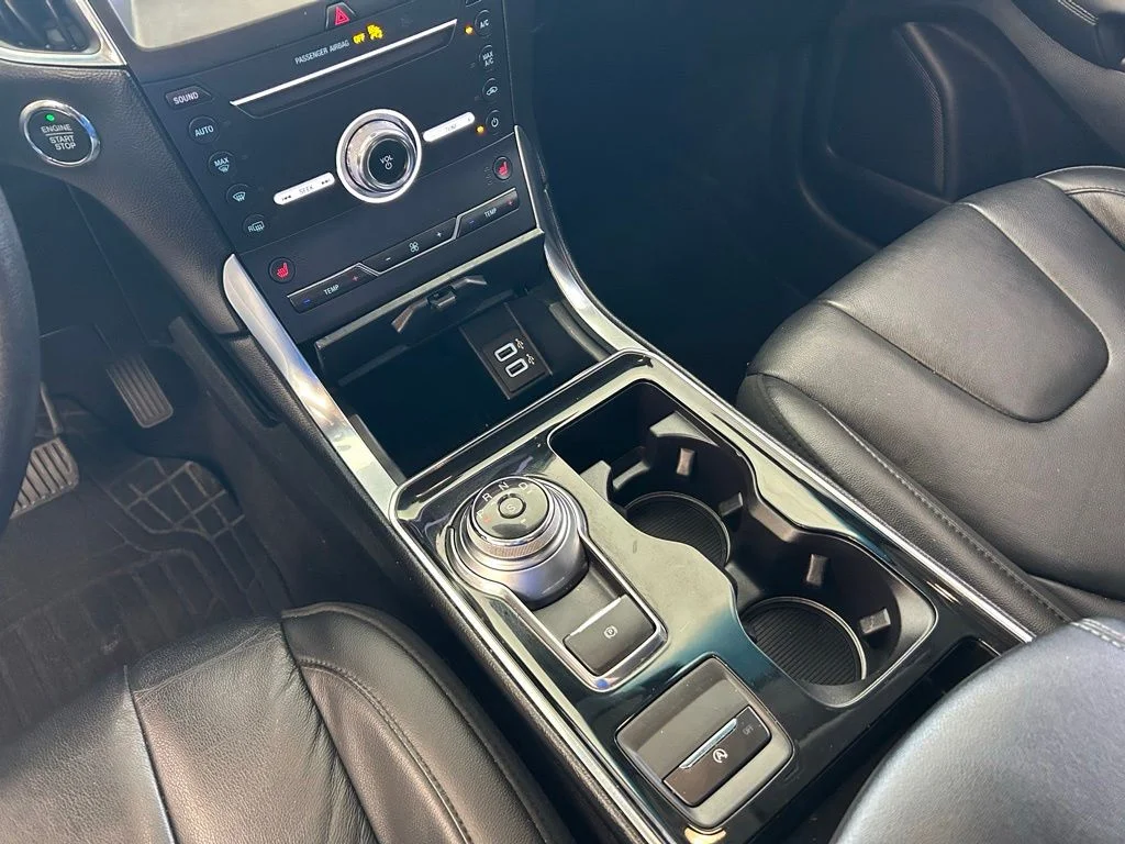Used 2019 Blue Ford Titanium image 49