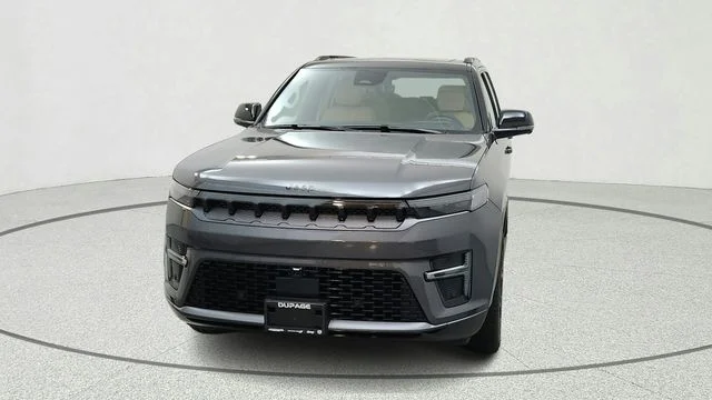 New 2026 Baltic-Gray Metallic Clear-Coat Exterior Paint Jeep Summit Reserve image 2
