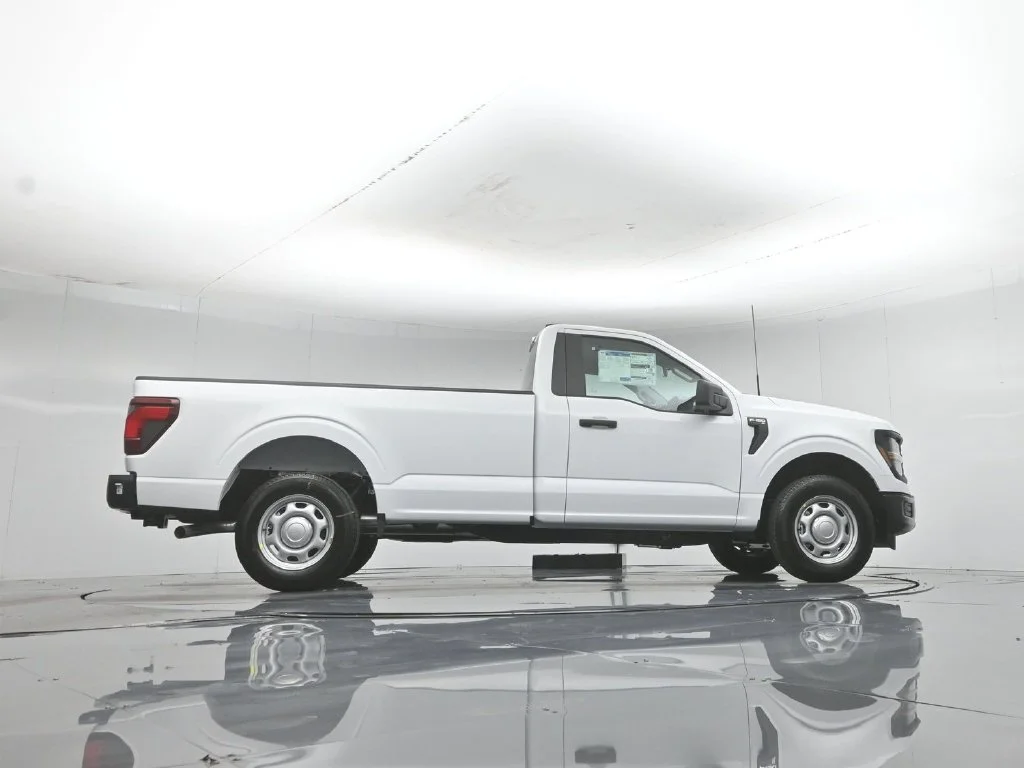 New 2026 Oxford White Ford XL image 45