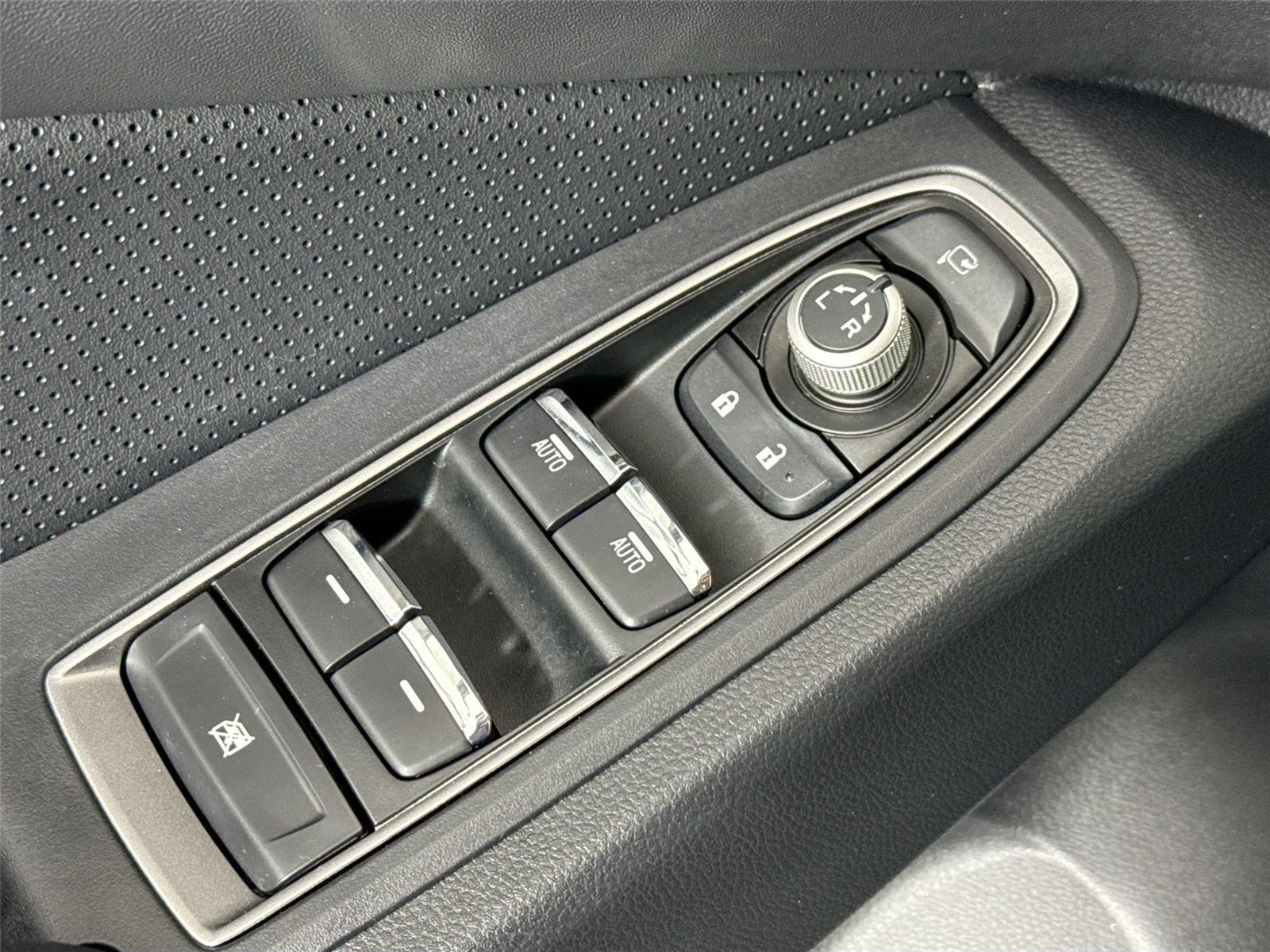 Used 2023 Autumn Green Metallic Subaru Touring image 29