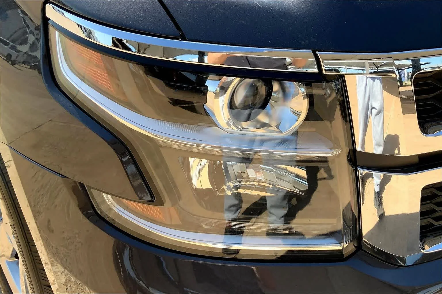 Used 2018 TUNGSTEN METALLIC Chevrolet LT image 25