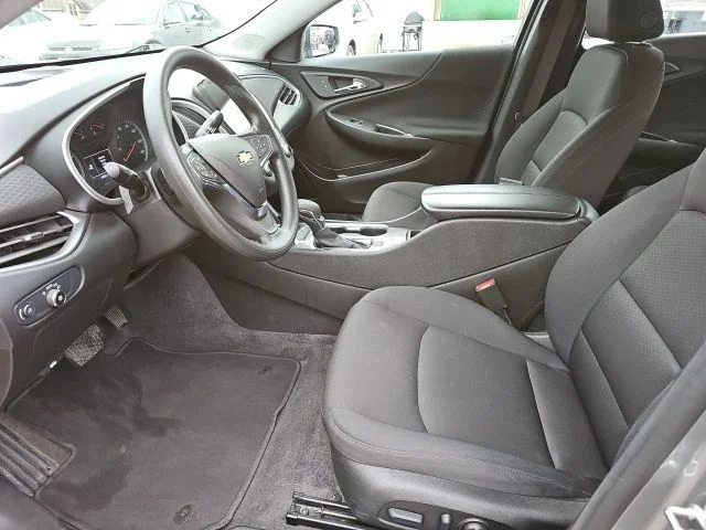 2025 Chevrolet Malibu 1LT - Photo 10