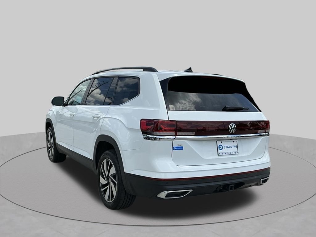 Used 2024  Volkswagen 2.0T SE w/Technology image 9