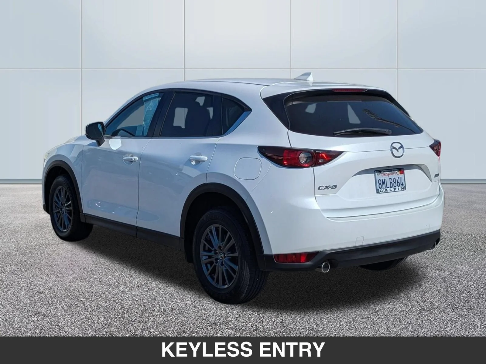 Used 2019 White Mazda Touring image 3