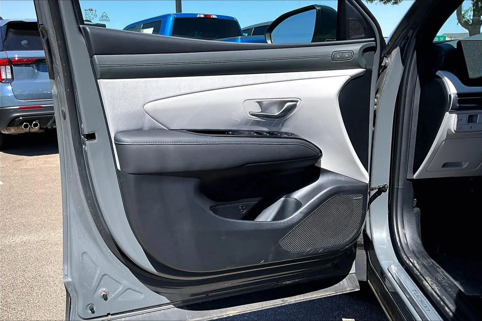New 2026 Hampton Gray Hyundai Limited image 10