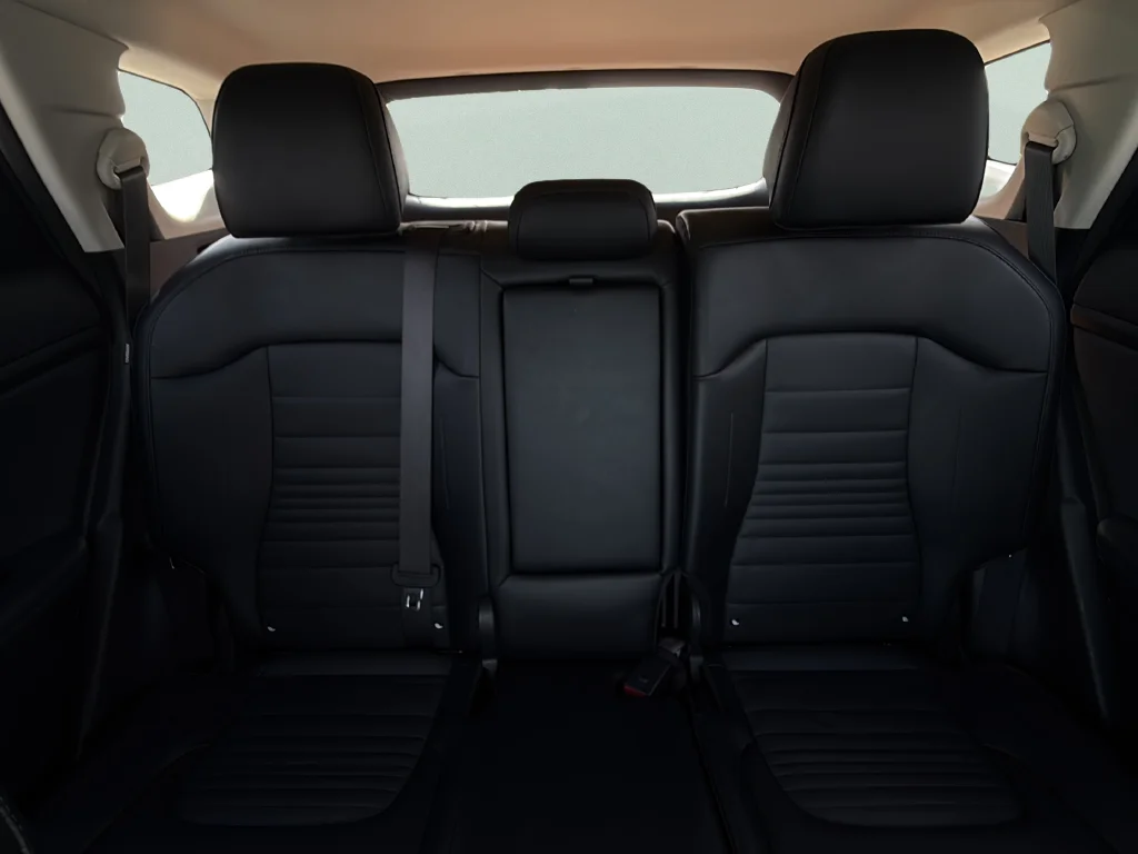 Used 2025 Sapphire Blue Kia SX-Prestige image 32