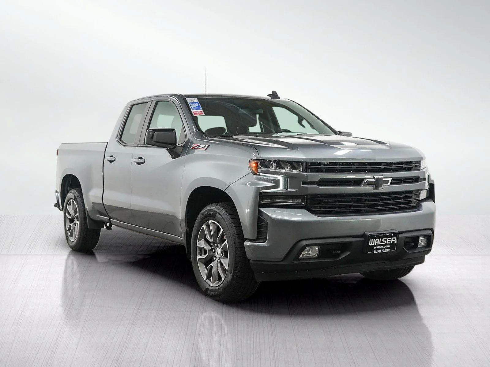Used 2019 Satin Steel Metallic Chevrolet RST image 7