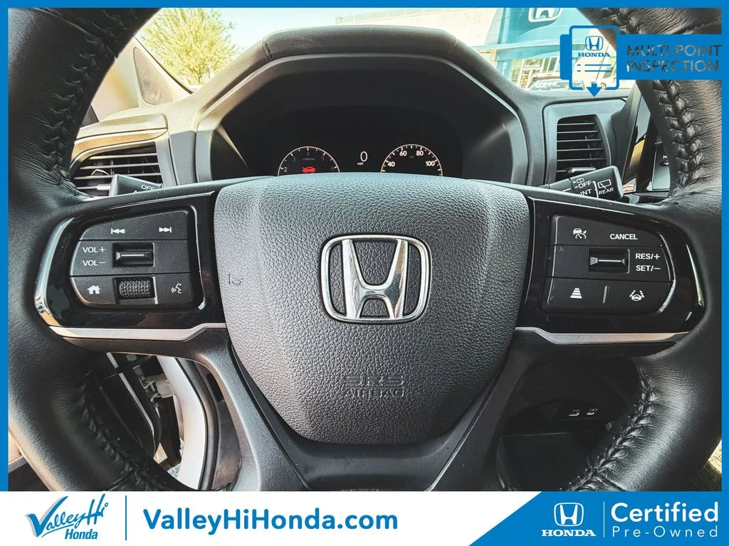 Used 2025 White Honda EX-L image 38