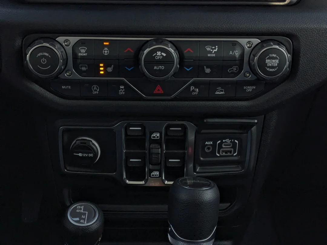 New 2026 Black Jeep Sport S - - 4x4 - Safety Group - LED Lighting Group - Heated Seats & Steering & More! image 20