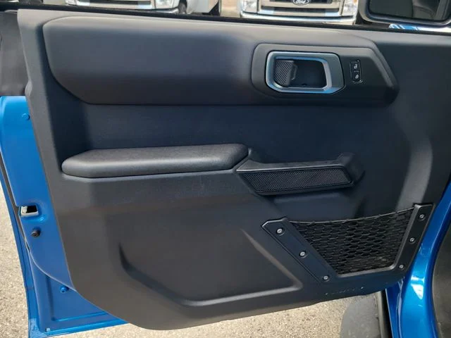Used 2025 Blue Ford Badlands image 15