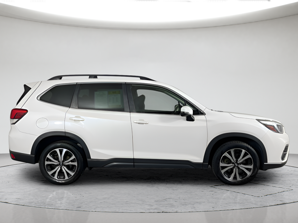 Used 2020 Crystal White Pearl Subaru Limited image 4
