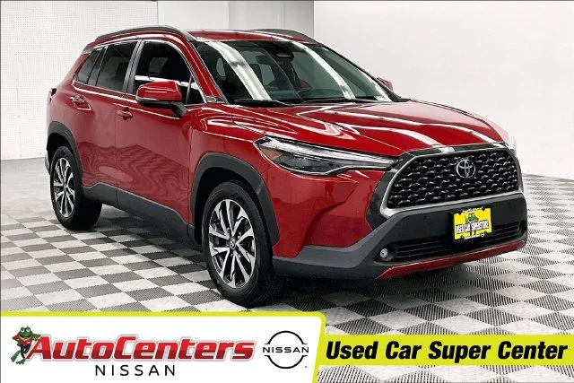 2023 Toyota Corolla Cross XLE