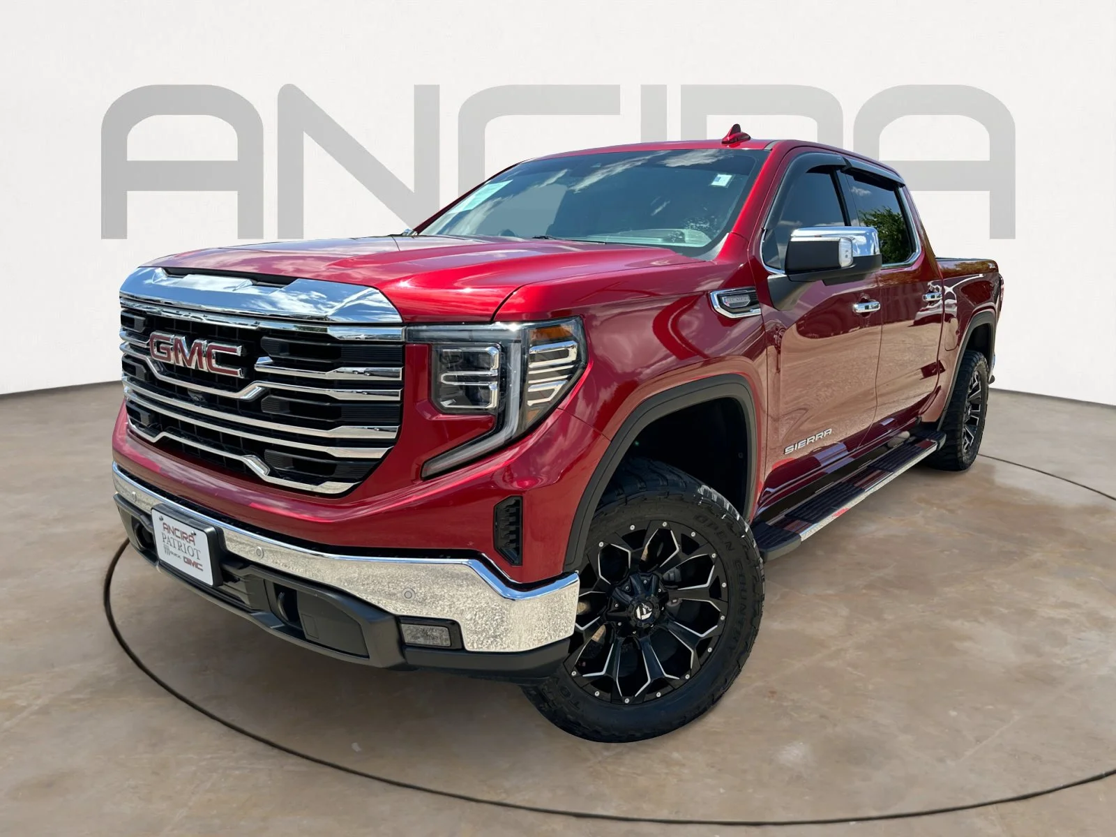 Used 2022 Cayenne Red Tintcoat GMC SLT image 4