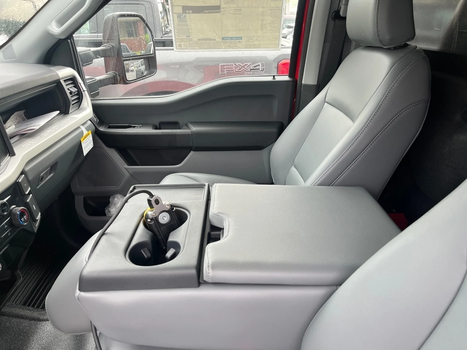 2025 Ford F-550 Super Duty Chassis Cab XL - Photo 26