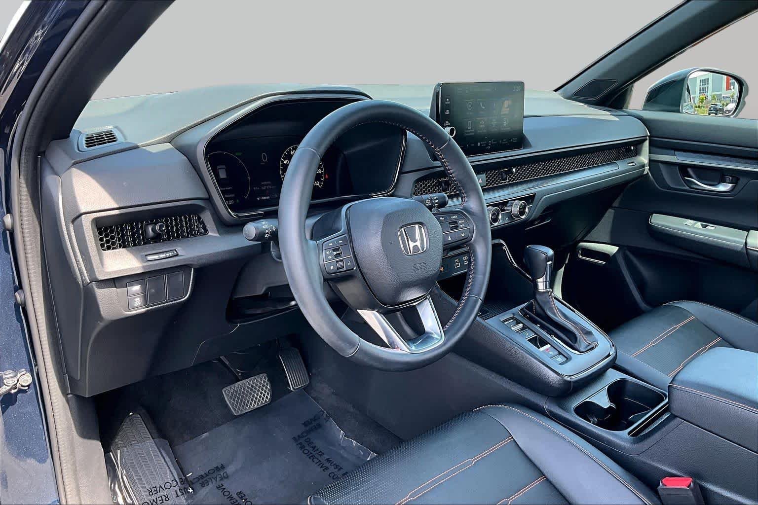 Used 2024 Canyon River Blue Metallic Honda Sport-L image 18
