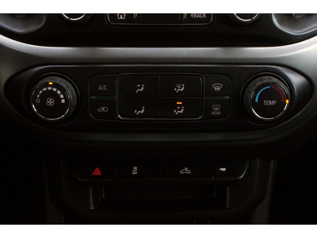 Used 2022 Summit White Chevrolet LT image 11