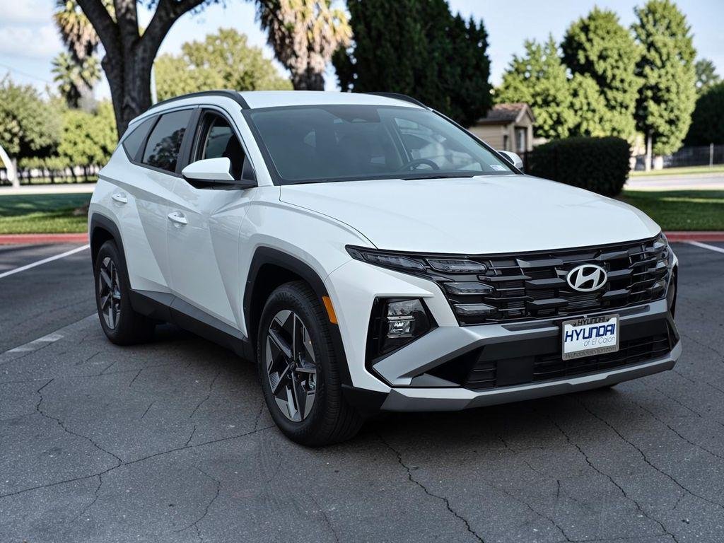 New 2026 White Hyundai SEL FWD image 4