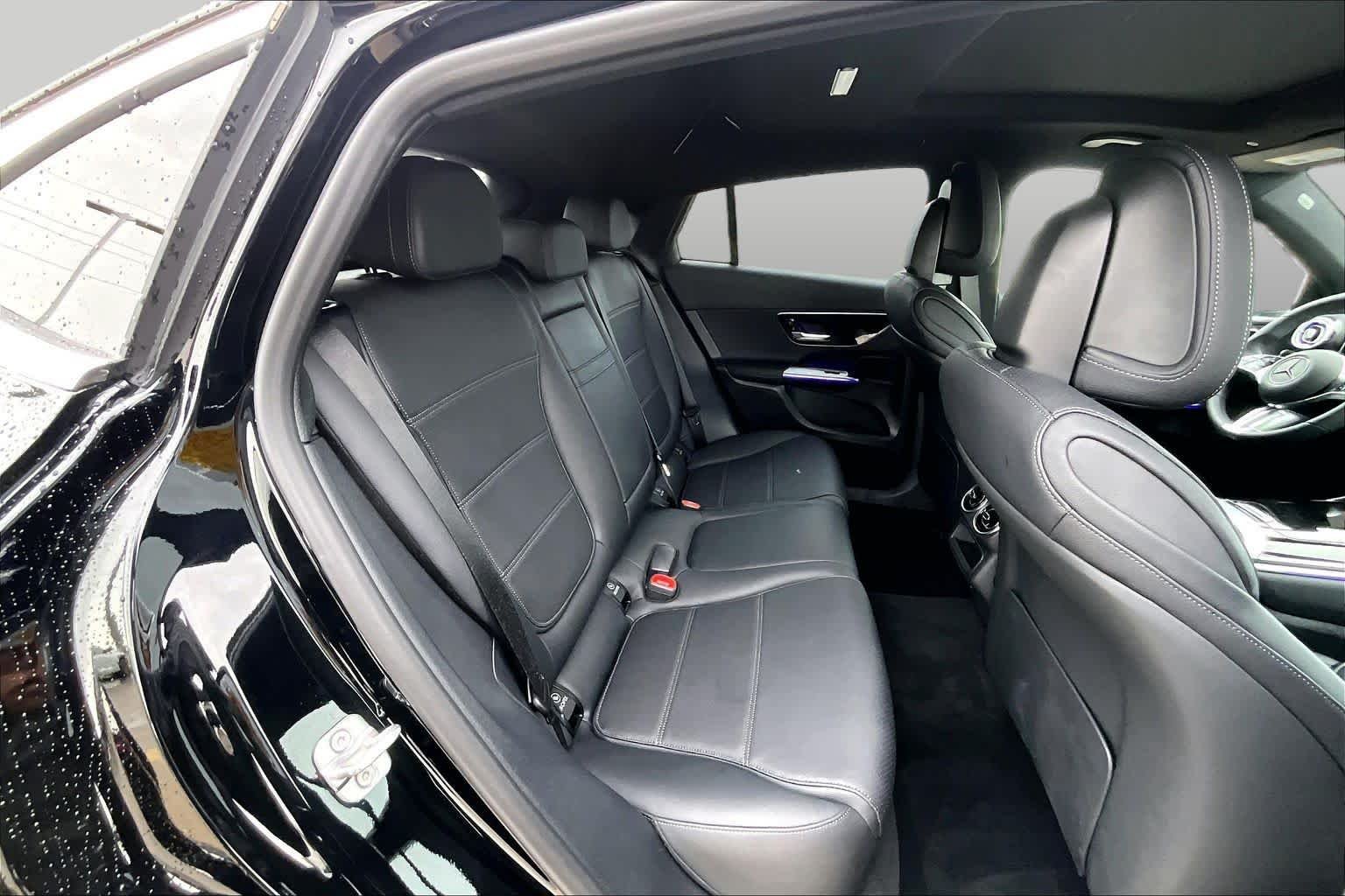 Used 2026 Black Mercedes-Benz GLC 300 image 21