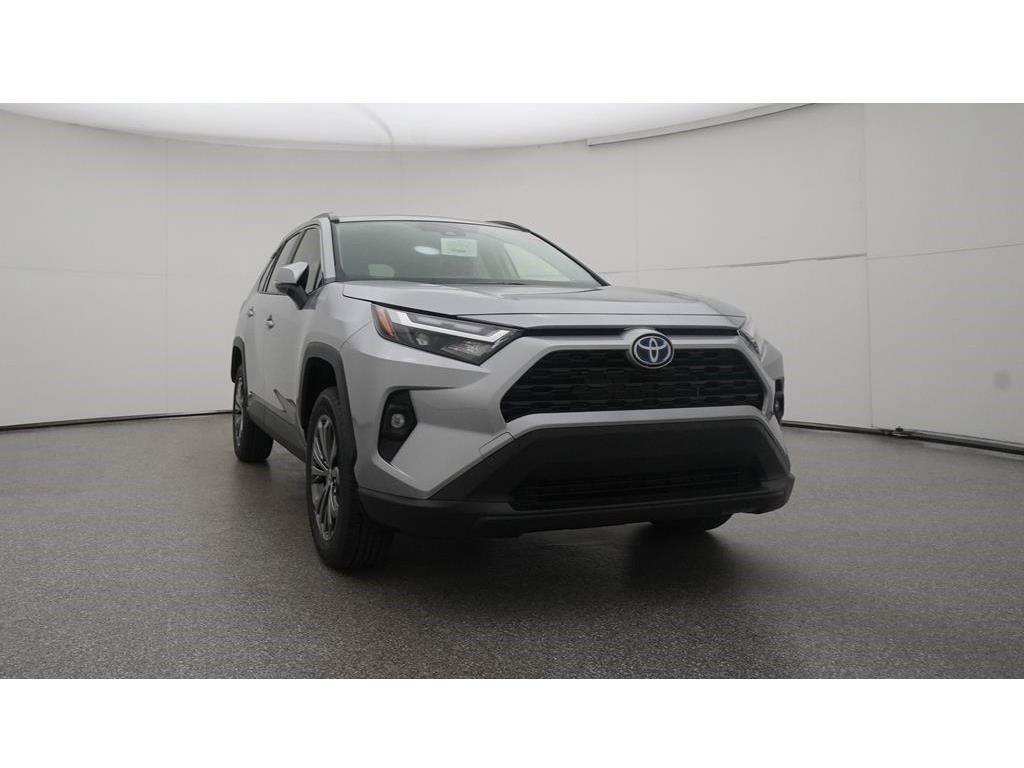 Used 2023 Silver Sky Metallic Toyota Hybrid XLE Premium image 30