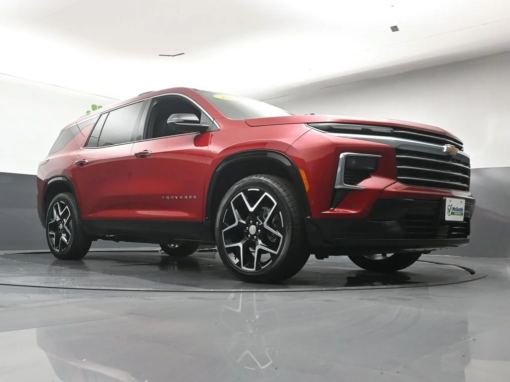 Used 2026 Red Chevrolet High Country image 26