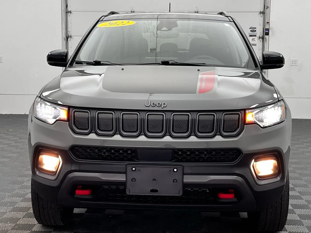 Used 2022 Gray Jeep Trailhawk image 14