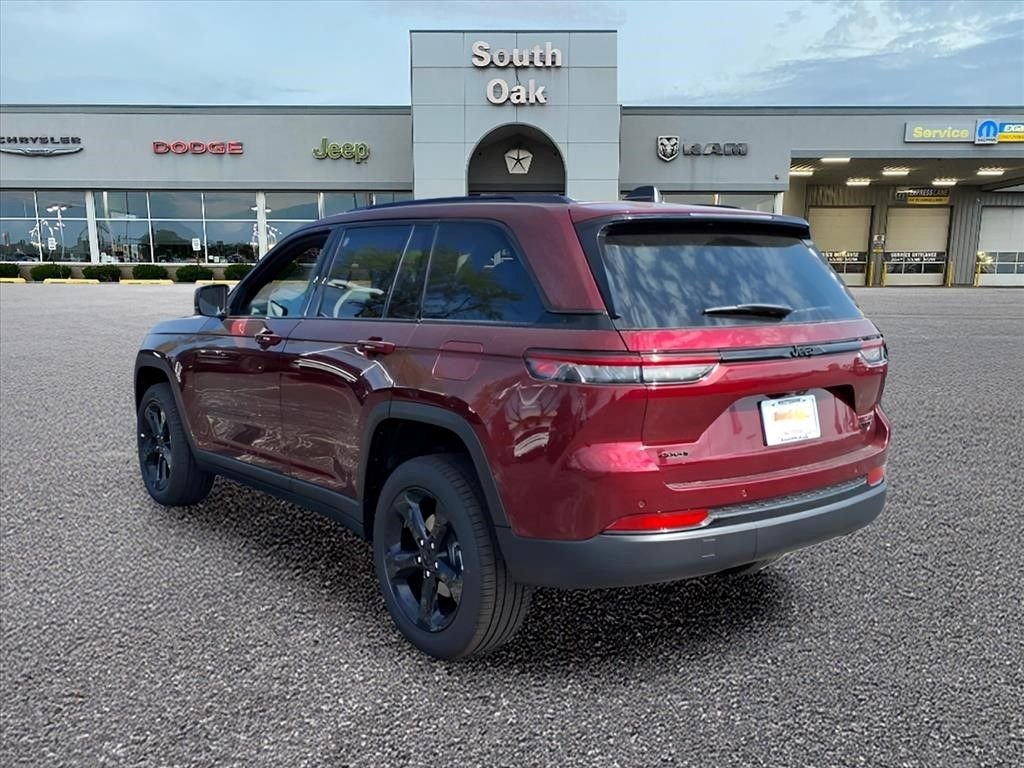 Used 2025 Red Jeep Limited image 4