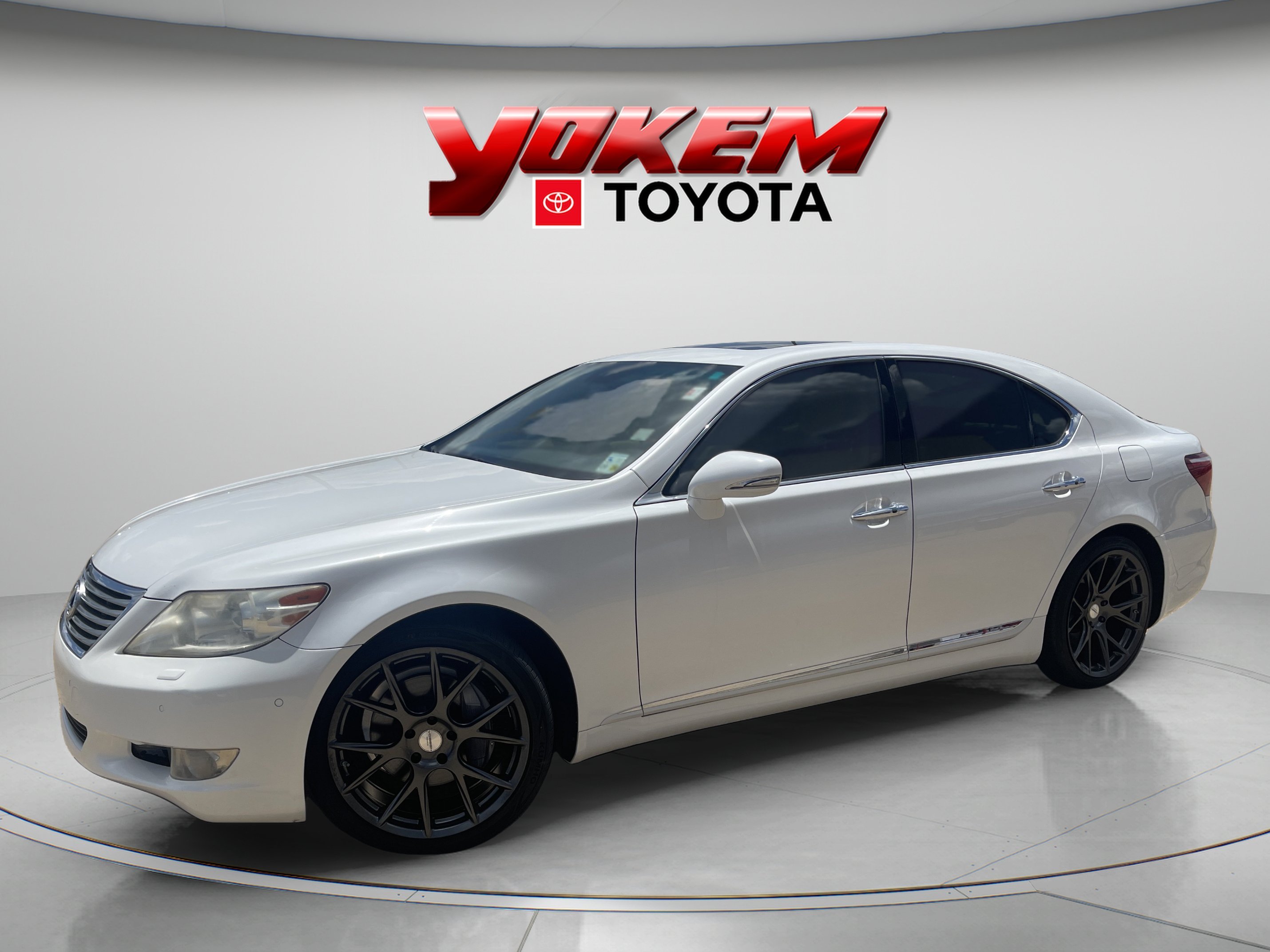 2012 Lexus LS 500 460's photo