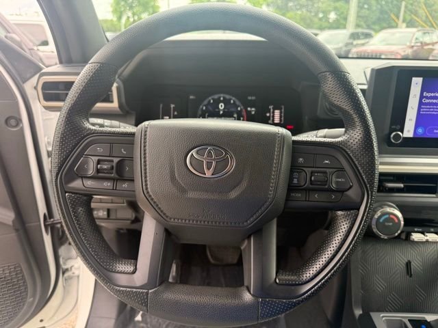 2025 Toyota Tacoma SR5 - Photo 14