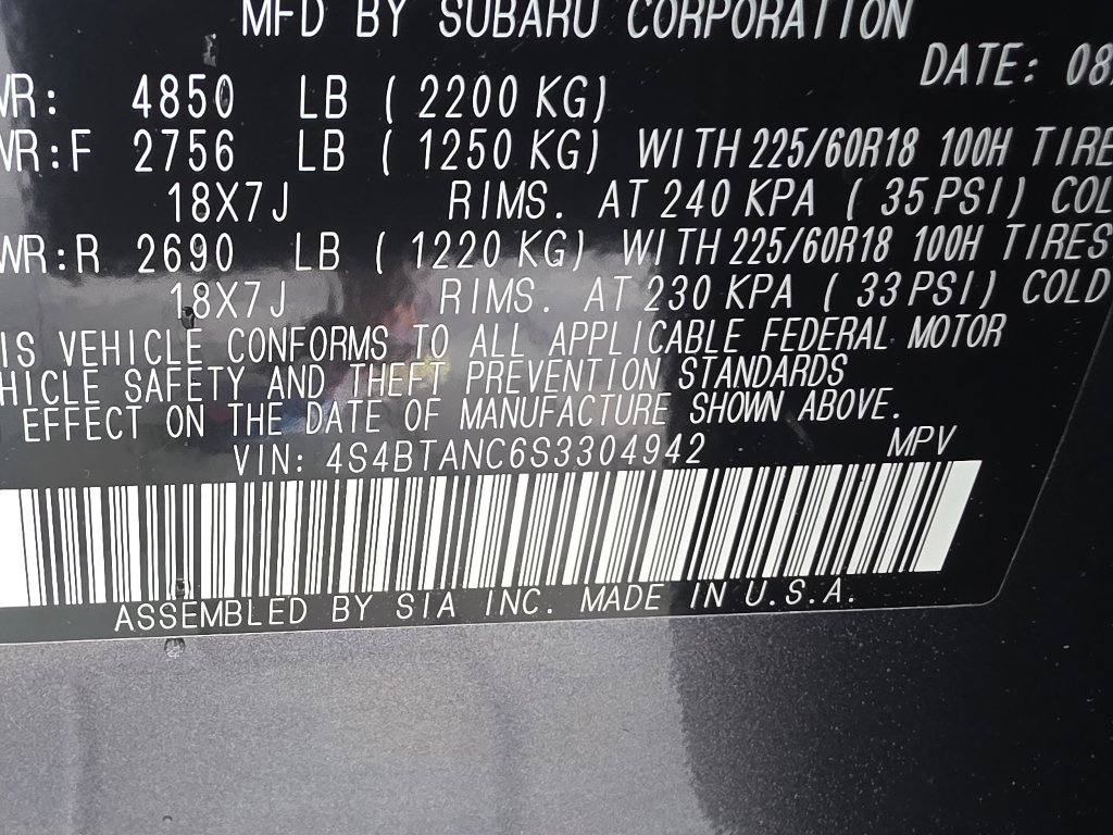 Used 2025 Magnetite Gray Metallic Subaru Limited image 37