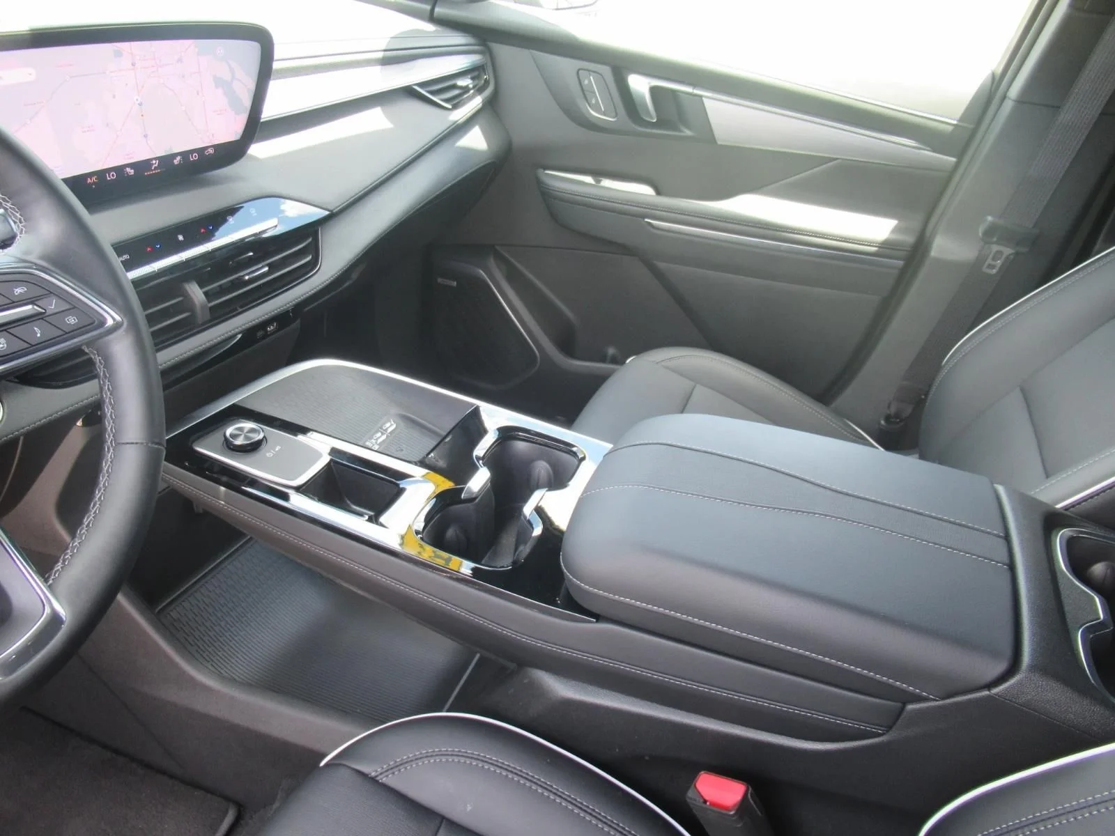 Used 2025 Blue Buick Preferred image 16