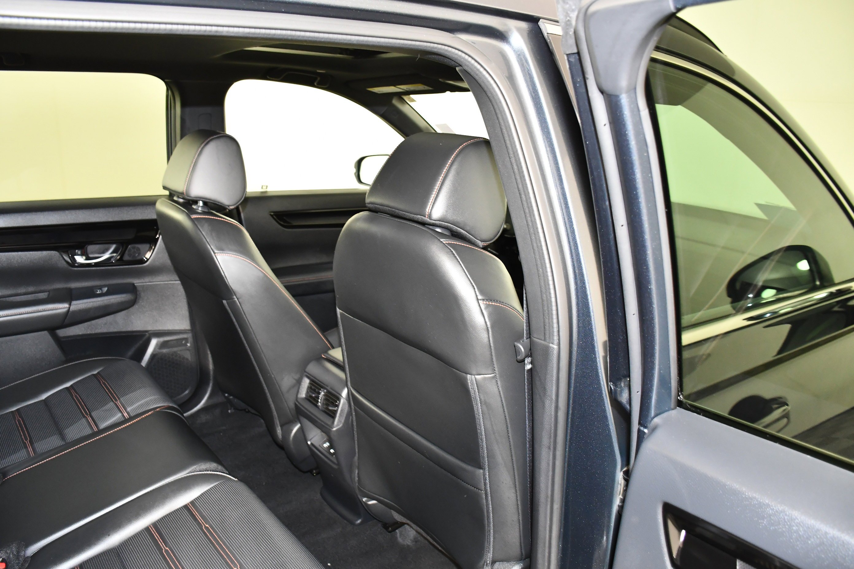 Used 2025 Meteorite Gray Metallic Honda Sport Touring image 46