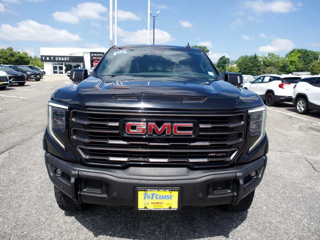 Used 2023 ONYX BLACK GMC AT4X image 2